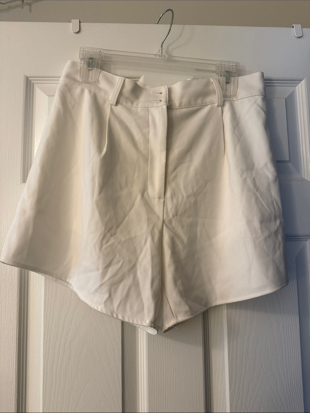 High-Waist Cream Tailored Women's Shorts